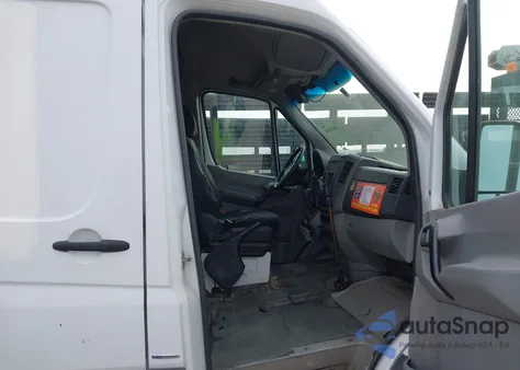 2011 Mercedes-Benz Sprinter 2500 High Roof from USA, damaged, VIN WD3PE8CB1B5579429